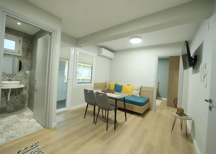 Lacus 4 Apartment *